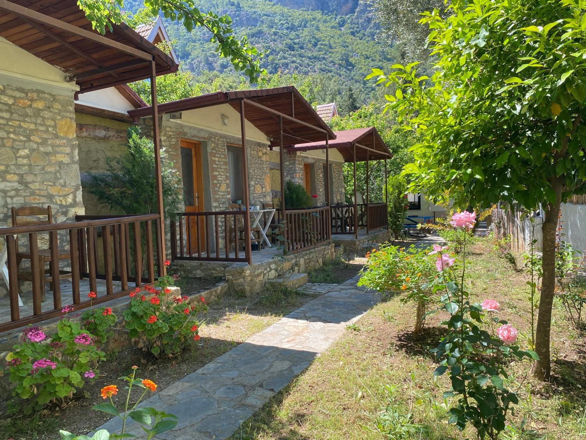 Kidrak Otel Montenegro-1 ฟารัลยา ภายนอก รูปภาพ